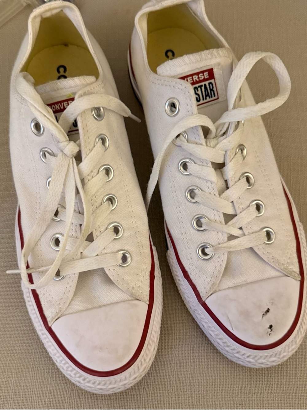 Converse Chuck Taylor All Star Low Top White Sneakers | Women’s 5.5